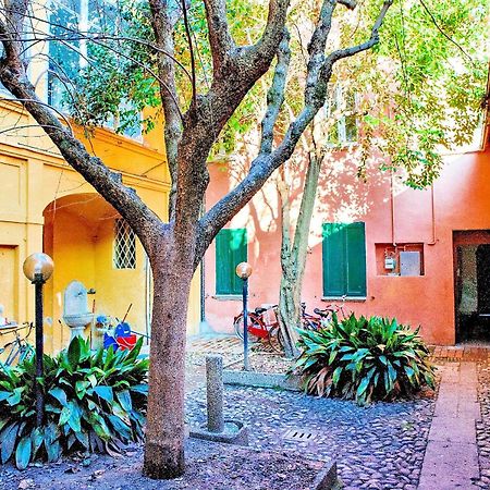 Elegant And Modern Loft In Medieval Bologna Ngoại thất bức ảnh