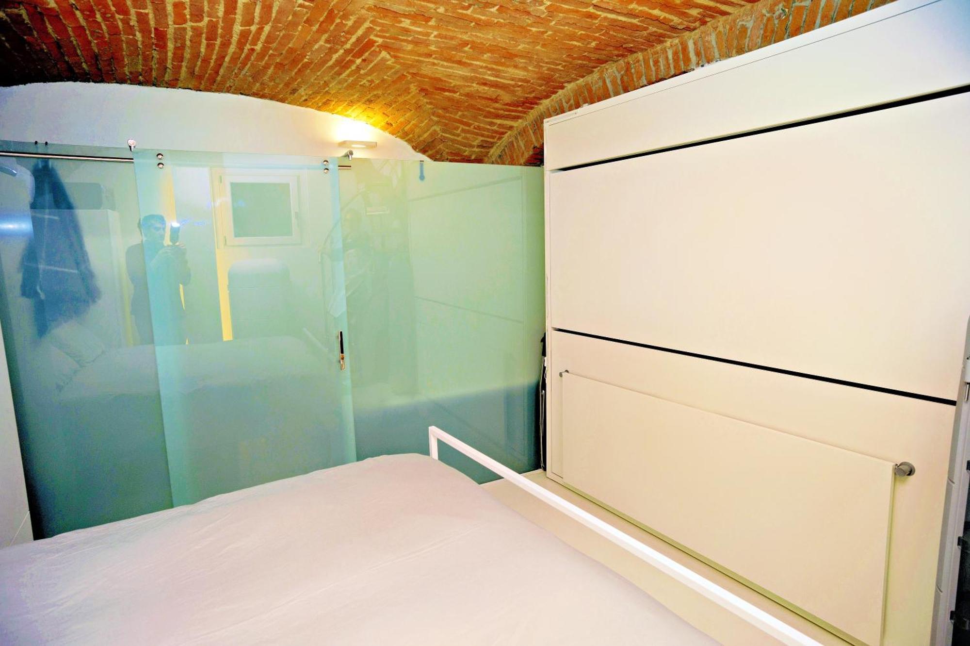 Elegant And Modern Loft In Medieval Bologna Ngoại thất bức ảnh